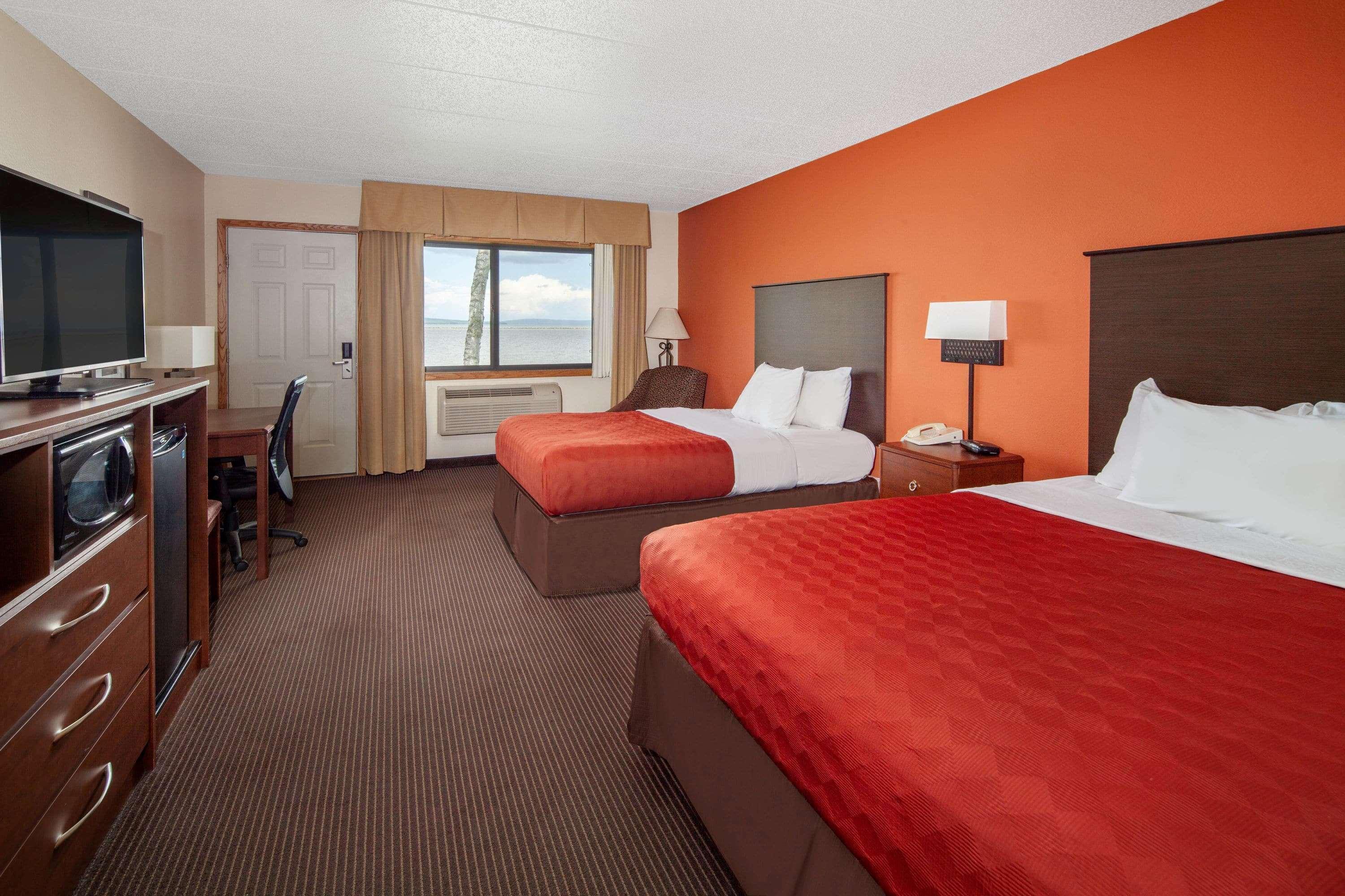 Americinn By Wyndham Ashland Ngoại thất bức ảnh