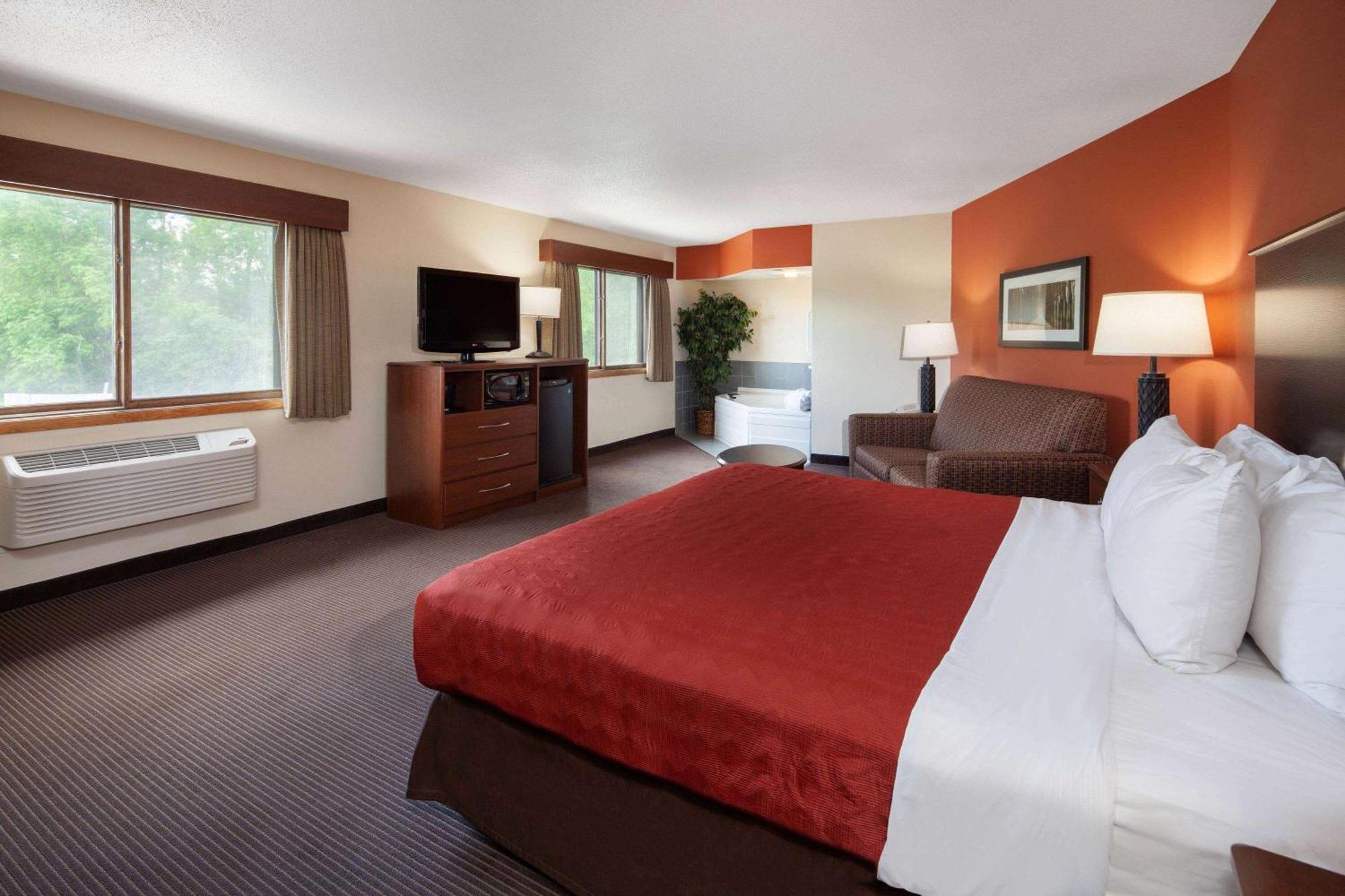 Americinn By Wyndham Ashland Ngoại thất bức ảnh
