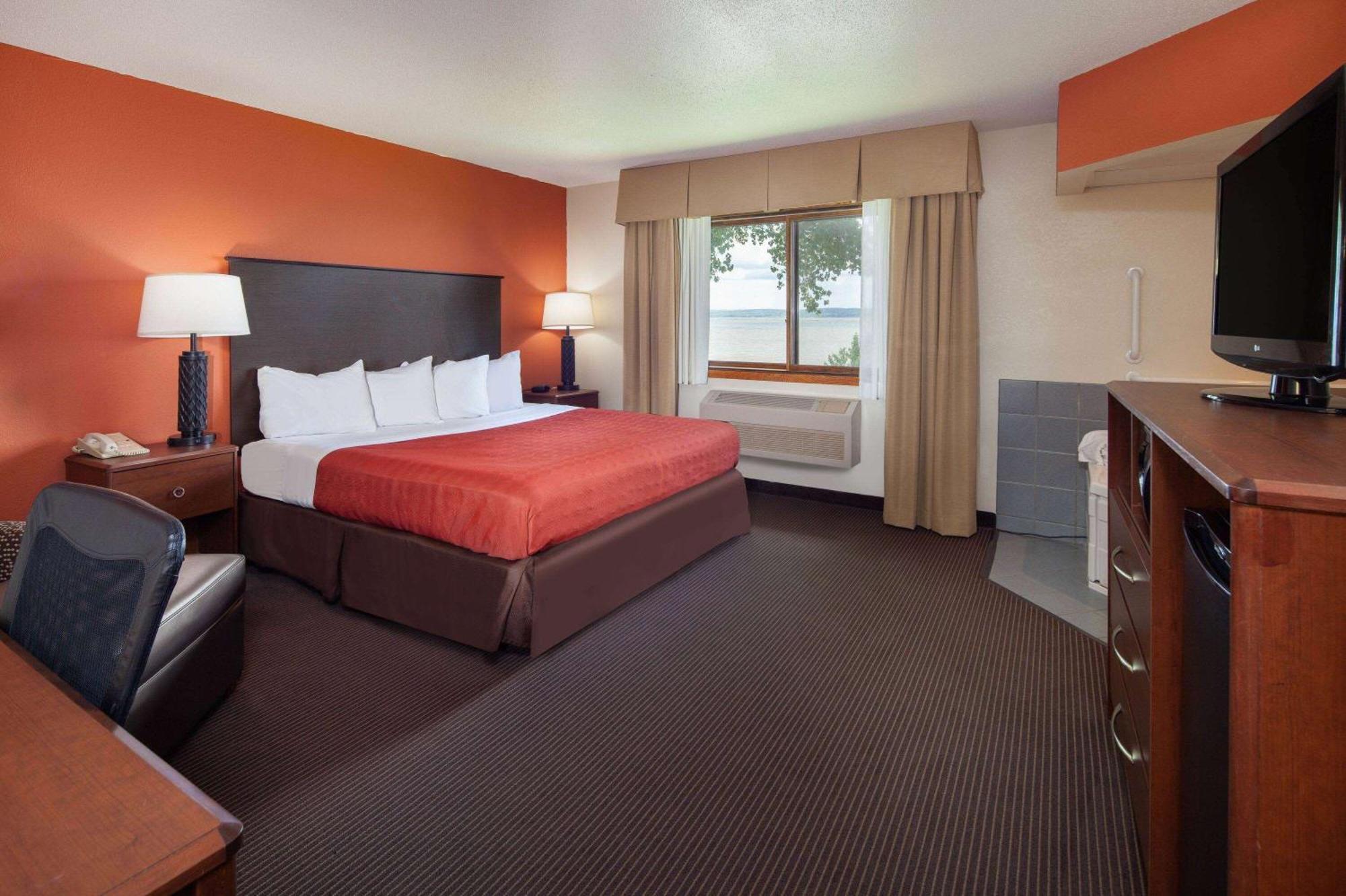 Americinn By Wyndham Ashland Ngoại thất bức ảnh