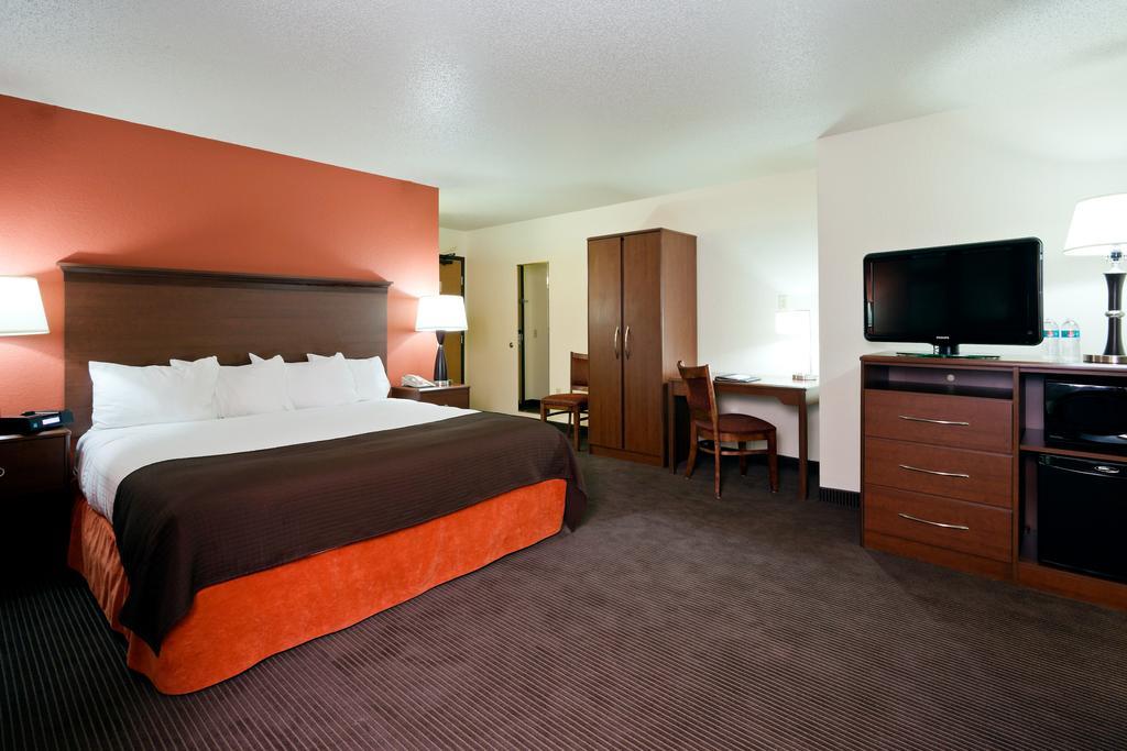Americinn By Wyndham Ashland Ngoại thất bức ảnh